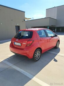 Toyota Yaris 1.33 100koni MT6 - 43500km - 4/2017 - 4