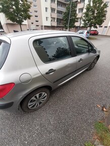 Peugeot 307 benzín 1.6 - 4