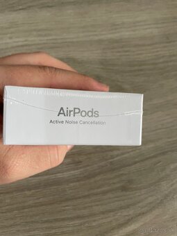 Apple Airpods 4 Active Noise Cancellation(ANC) - 4