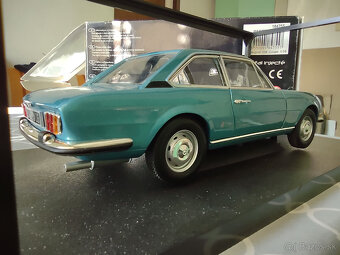 1:18 Peugeot 504 - 4