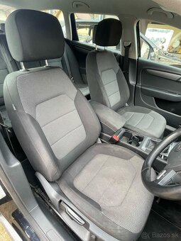 Rozpredám volkswagen passat b7 combi 2,0 tdi 103 kw - - 4