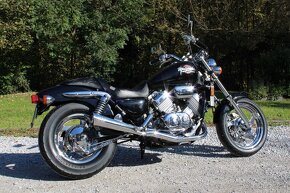 Honda Magna 750 C - 4