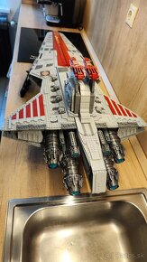 Star Wars - Útočný krížnik Republiky triedy Venator 75367 - 4