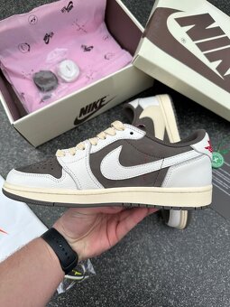 JORDAN 1 OG SP TRAVIS SCOTT REVERSE MOCHA tenisky - 4