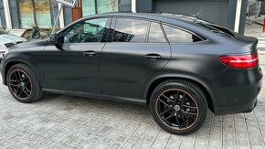 Mercedes Benz GLE - 4