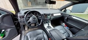 VW Touareg 3.0 V6 - 4