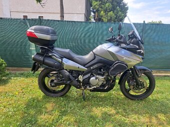 Suzuki DL650 Vstrom - 4