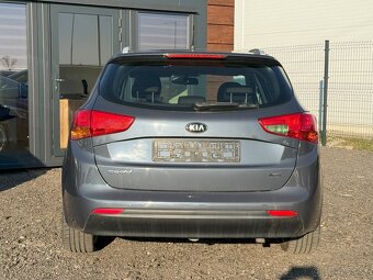 Kia Cee´d SW 1.6 CRDi VGT EX - 4