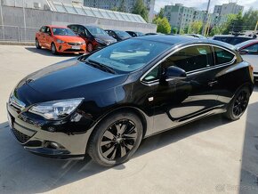 OPEL ASTRA J GTC Sport  1,6i TURBO 174kW 3 dv. MT6 - 4