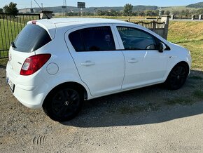 Opel Corsa D 1.2 16V, 59kw - 4