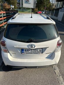 Toyota Verso 1,8 benzin automat - 4