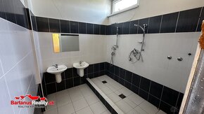 Na prenájom obchodné priestory s rozlohou 300 m2 v centre No - 4