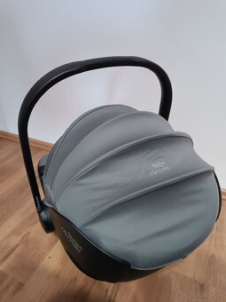 Britax Römer BABY-SAFE 5Z2 - 4