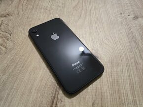 Iphone XR 64gb plnefunkcny displej v super stave bolo na nom - 4