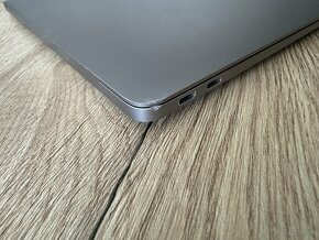 Apple Macbook AIR 13", space gray (šedý), 128GB SSD, 8GB RAM - 4