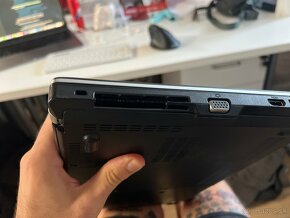 Lenovo ThinkPad E531 i7, 1TB, 8GB ram, 15,4 palcový monitor - 4