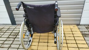 invalidny vozík 49cm  pas odľahčeny AL - 4