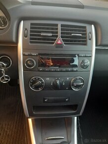 Mercedes-Benz B 200 CDI - 4