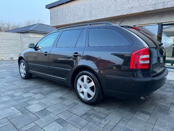 ŠKODA OCTAVIA 2 KOMBI 2.0 TDI 103KW ELEGANCE - 4