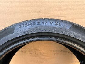 Zimné pneumatiky 205/45 R17 XL Continental dva kusy - 4