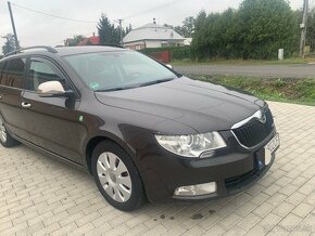 Predám Škoda Superb Combi II 1.6 TDI r.v2012 77kw GreenLine - 4