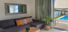 CHORVÁTSKO - Zariadený apartmán s bazénom - TRIBUNJ, Vodice - 4