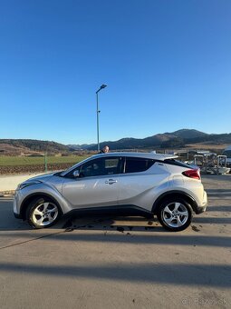 Toyota C-HR 1.8 hybrid - 4