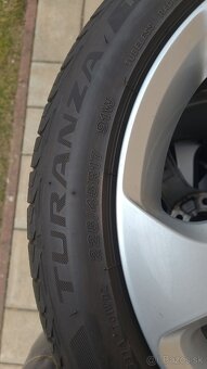 5x112 R17 + 225/45 R17 - 4