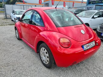 Volkswagen New Beetle 2.0 benzín - 4