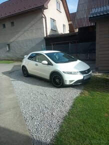 Honda civic 1.8 - 4