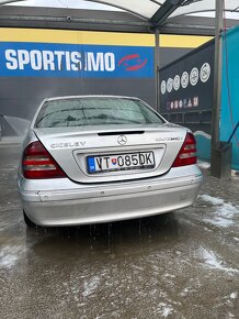 Mercedes benz c220 - 4