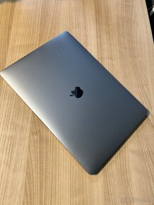 MacBook Pro 15” 2017 i7 250gb - 4