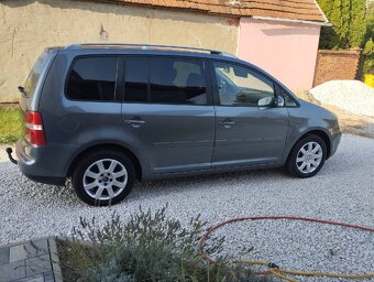 Volkswagen Touran 2.0 TDi - 4