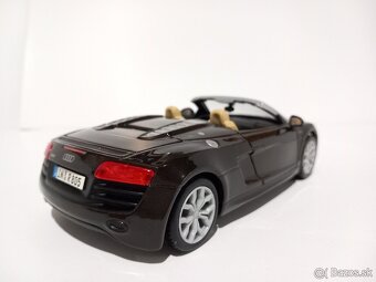 1:24 Audi R8 5.2 V10 Spyder - 4