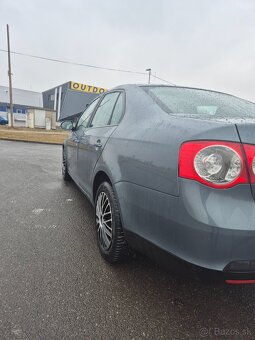 Vw jetta 1.6 75kw benzin - 4