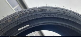 letné pneumatiky nitto 245/40R19 - 4