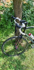 Cestný bicykel Specialized+trenažér Elite Force - 4