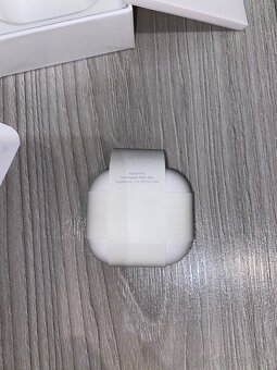 Apple Airpods 4 - 4