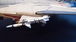 Plastikový model TOMCAT F-14 ( 1:48 ) - 4