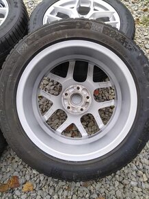 Alu 5 x 112 R 17 BORBET + zimné 225/55 R 17. - 4