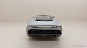 1:18 JAGUAR XJ220 - 4