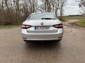 Superb 2.0TDI DSG 140kw Style - SLOVENSKO - 4