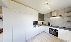 REZERVOVANÉ Moderný 4,5izb.byt + balkón 105 m2 - 4