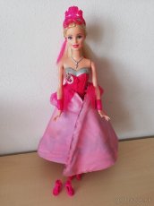 Barbie super hrdinka s kamarátkami - 4