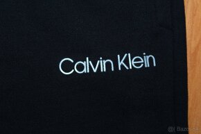 Pánske tepláky Calvin Klein - 4