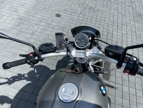 BMW Rninet Scrambler 2018 monolith metallic matt - 4