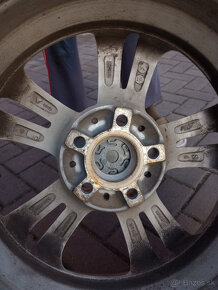 Alu disky 215/70/R16 5x114,3 Hyundai - 4