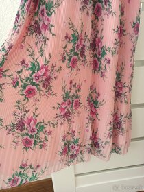 Ružové plisované šaty - 4