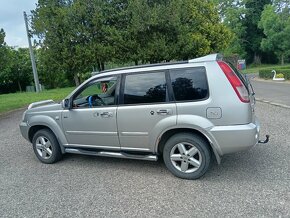 Nissan xtrail 2.2 44 - 4