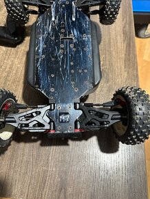 Arrma Typhon 1/8 V5 6s BLX - 4